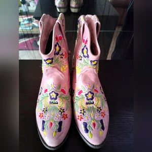 Girls Pink Floral Embroidered Cowgirl Boot